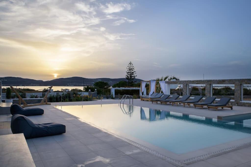 Апартаменты Zoe & Zen Collection Парос Экстерьер фото